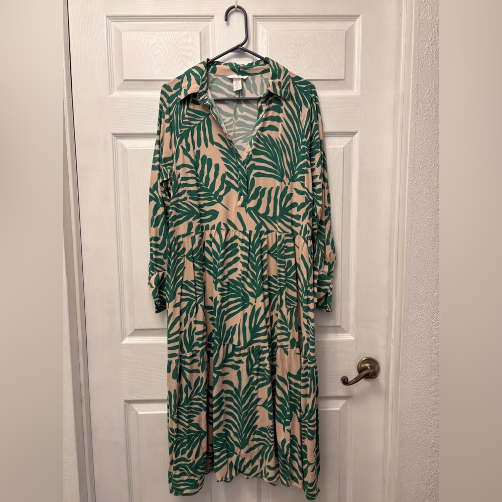 H&M Women Tan Dress with Green Palm Leaves